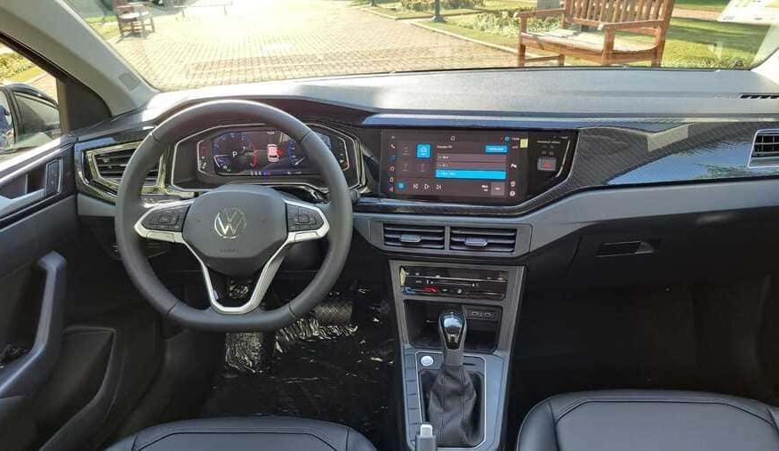Volkswagen Polo Highline 1.0 TSI Automático