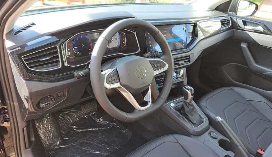 Volkswagen Polo Highline 1.0 TSI Automático