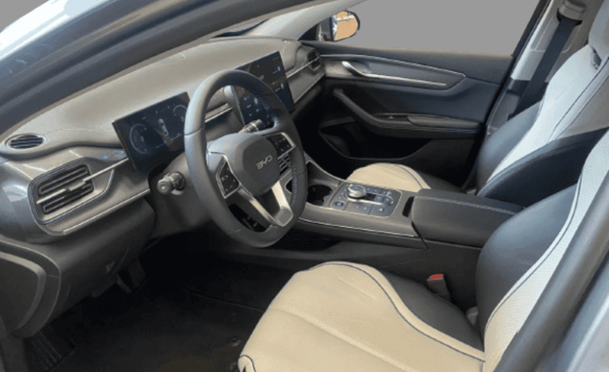 BYD King 1.5 DM-I PHEV GL Automático