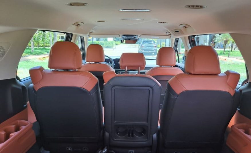 Kia Carnival 3.5 V6 Gasolina EX Automático
