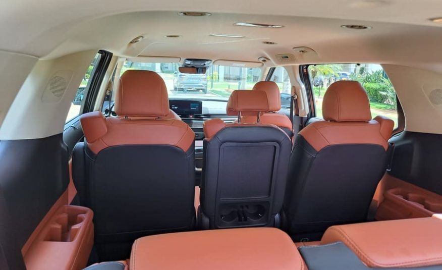 Kia Carnival 3.5 V6 Gasolina EX Automático