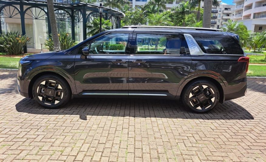Kia Carnival 3.5 V6 Gasolina EX Automático