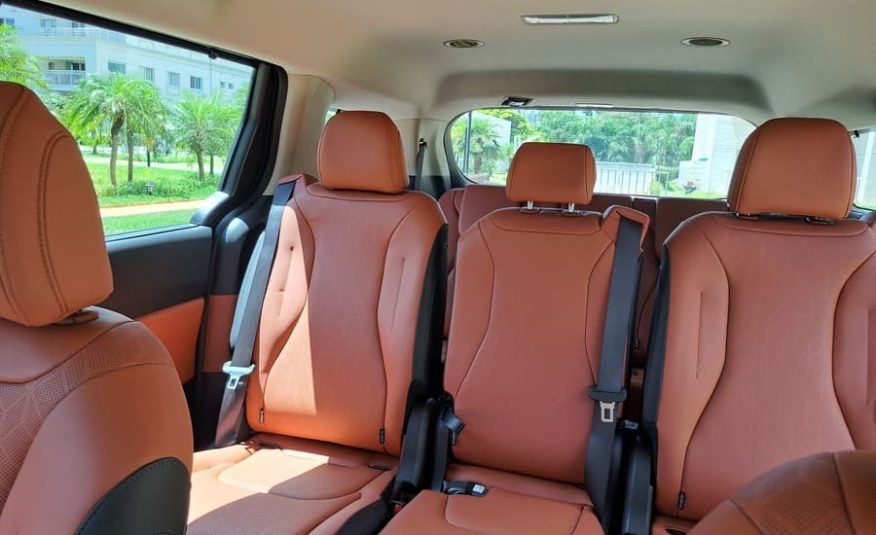 Kia Carnival 3.5 V6 Gasolina EX Automático