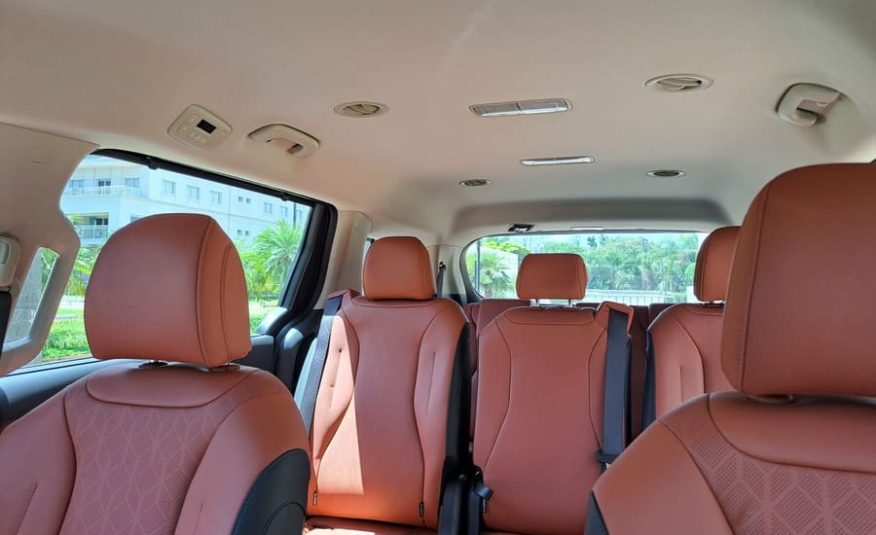 Kia Carnival 3.5 V6 Gasolina EX Automático