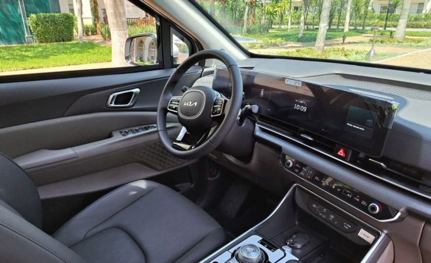 Kia Carnival 3.5 V6 Gasolina EX Automático