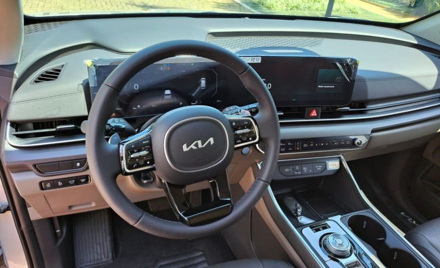 Kia Carnival 3.5 V6 Gasolina EX Automático
