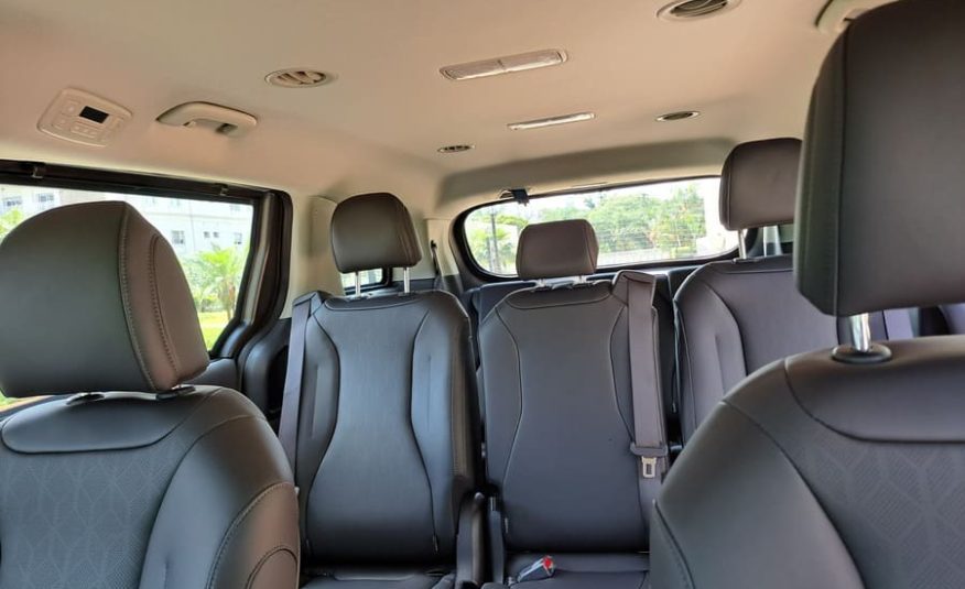 Kia Carnival 3.5 V6 Gasolina EX Automático
