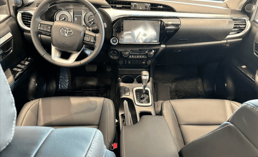 Toyota Hilux 2.8 D-4D Turbo Diesel CD SRV 4×4 Automático