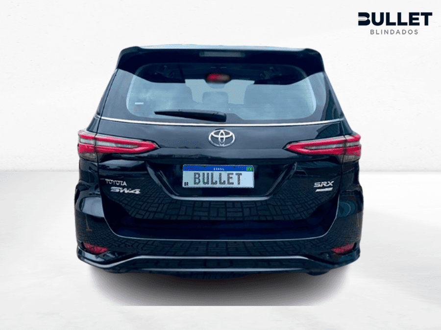 Toyota Hilux SW4 2.8 D-4D Turbo Diesel SRX Platinum 7 Lugares 4×4 Automático