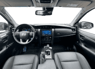 Toyota Hilux SW4 2.8 D-4D Turbo Diesel SRX Platinum 7 Lugares 4×4 Automático