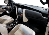 Toyota Hilux SW4 2.8 D-4D Turbo Diesel Diamond 7 Lugares 4×4 Automático