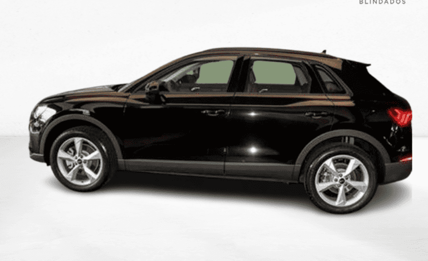 Audi Q3 2.0 40 TFSI Gasolina Prestige Quattro Tiptronic