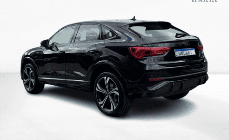 Audi Q3 2.0 40 TFSI Gasolina Sportback Performace Black Plus Quattro Tiptronic