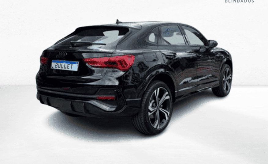 Audi Q3 2.0 40 TFSI Gasolina Sportback Performace Black Plus Quattro Tiptronic