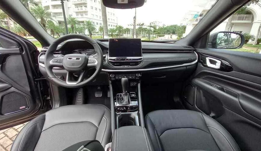 Jeep Compass 1.3 T270 Turbo Flex Longitude AT6