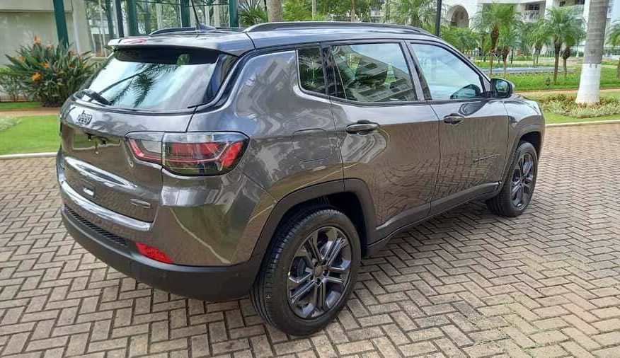 Jeep Compass 1.3 T270 Turbo Flex Longitude AT6