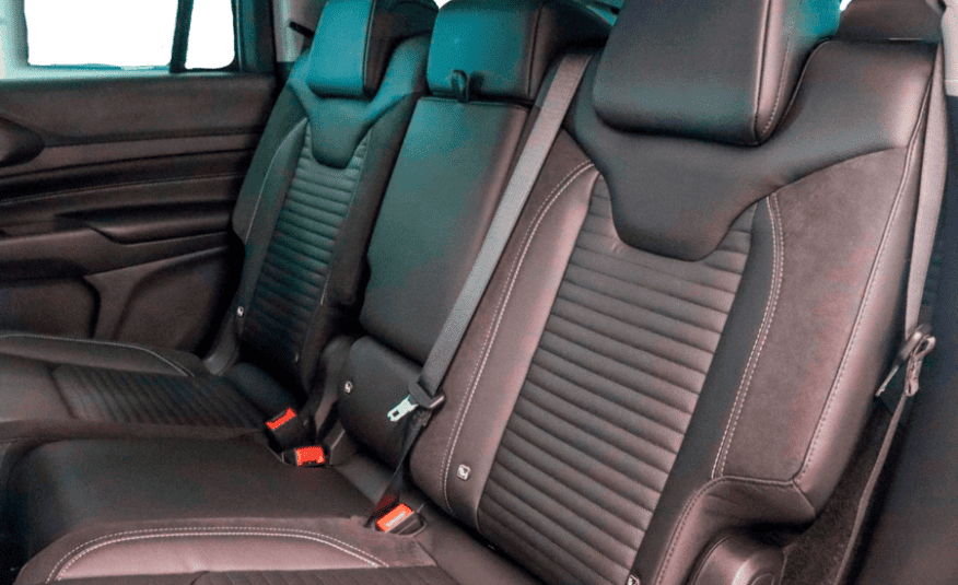 Jeep Commander 1.3 T270 Turbo Longitude AT6