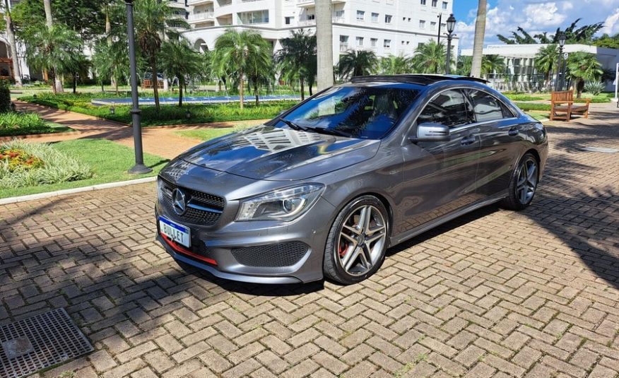 Mercedes-Benz CLA 250 2.0 CGI Gasolina Sport 4Matic 7G-DCT