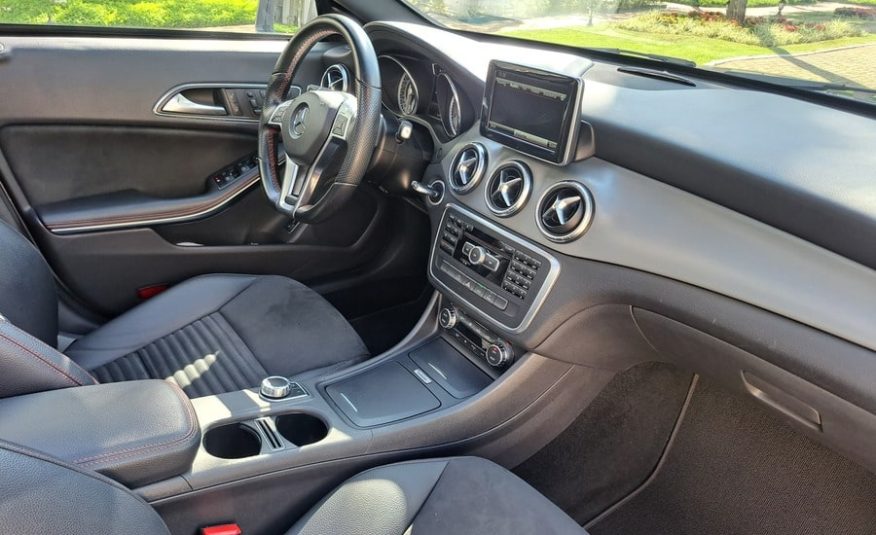 Mercedes-Benz CLA 250 2.0 CGI Gasolina Sport 4Matic 7G-DCT