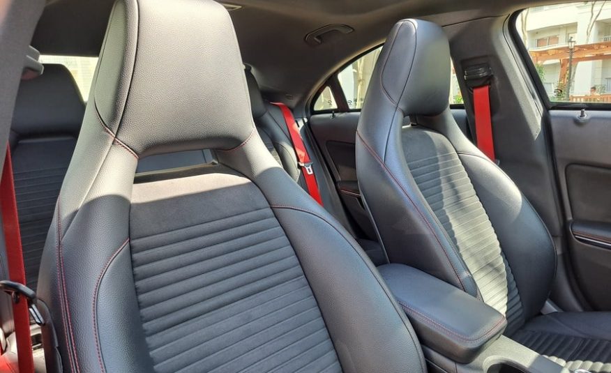 Mercedes-Benz CLA 250 2.0 CGI Gasolina Sport 4Matic 7G-DCT