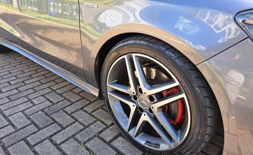 Mercedes-Benz CLA 250 2.0 CGI Gasolina Sport 4Matic 7G-DCT