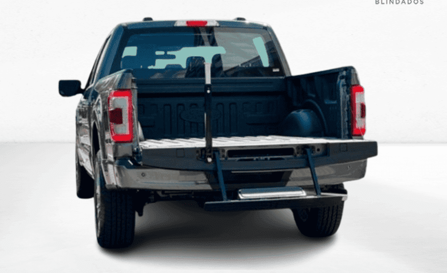 Ford F-150 5.0 V8 Gasolina CD Lariat FX4 Automático