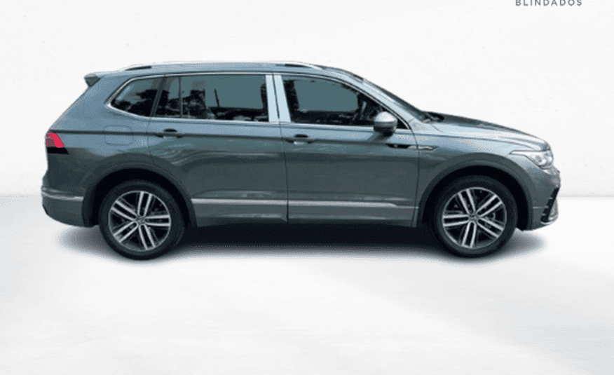Volkswagen Tiguan 2.0 300 TSI Allspace R-Line Gasolina Automático