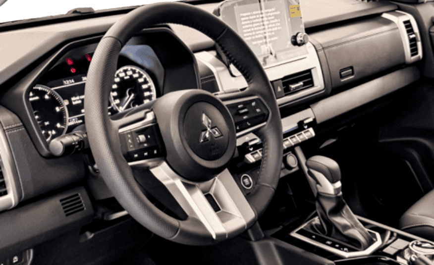 Mitsubishi Triton 2.4 Biturbo Diesel CD HPE 4×4 Automático