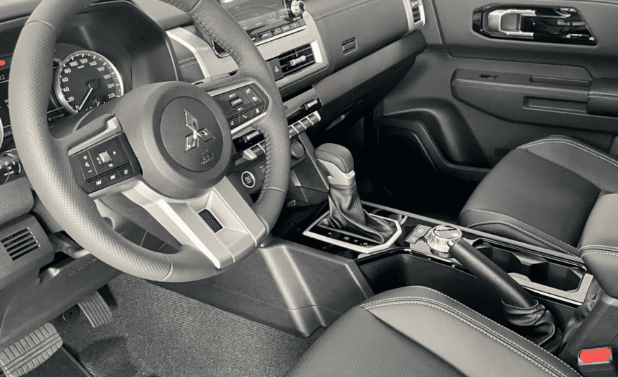 Mitsubishi Triton 2.4 Biturbo Diesel CD HPE-S 4×4 Automático