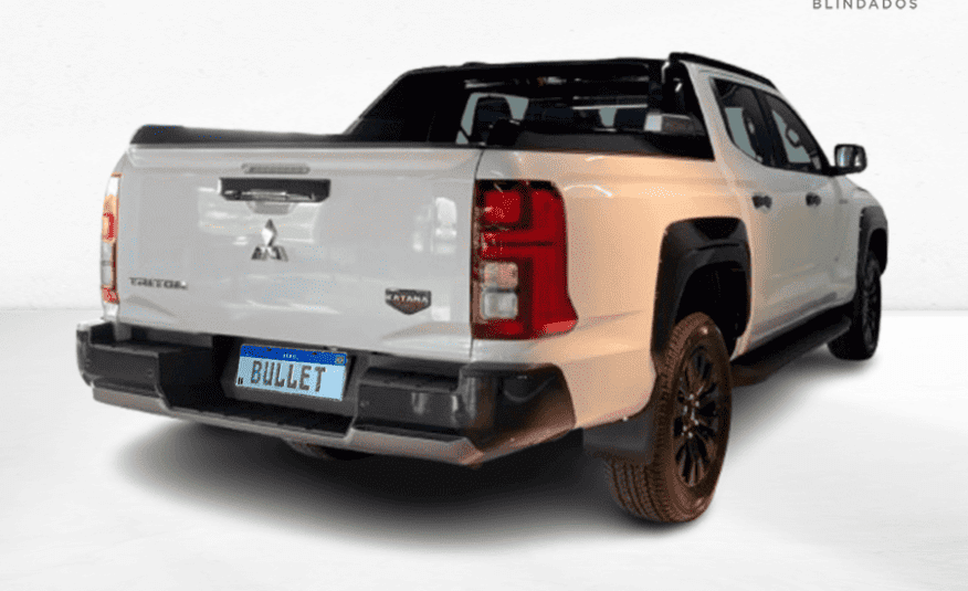 Mitsubishi Triton 2.4 Biturbo Diesel CD Katana 4×4 Automático