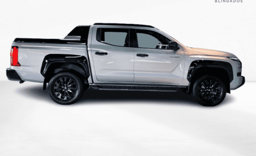 Mitsubishi Triton 2.4 Biturbo Diesel CD Katana 4×4 Automático