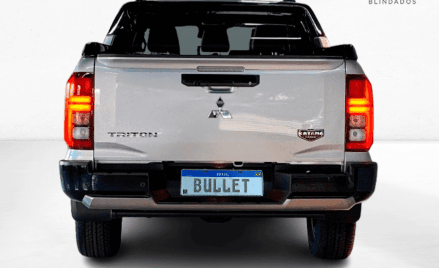 Mitsubishi Triton 2.4 Biturbo Diesel CD Katana 4×4 Automático