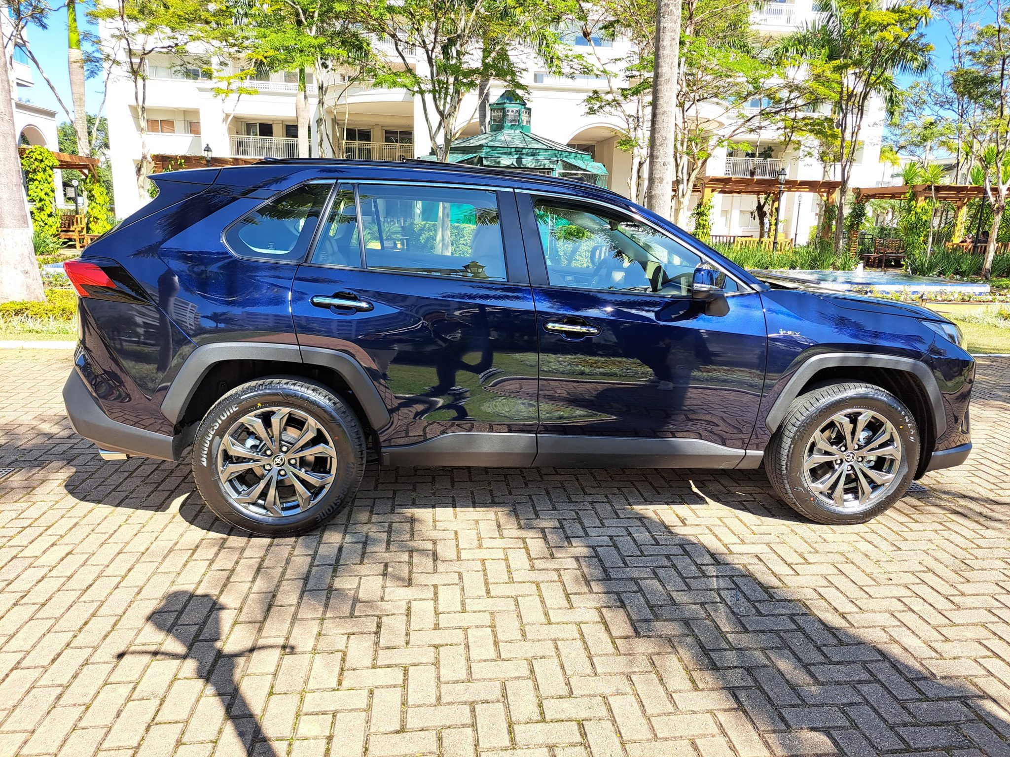 Toyota RAV4 2.5 VVT-IE Hybrid SX Connect AWD CVT