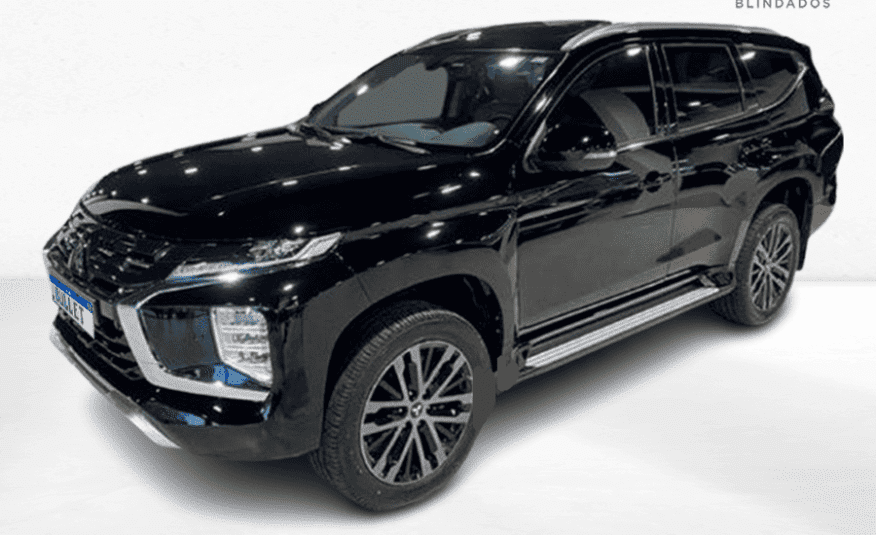 Mitsubishi Pajero Sport 2.4 16v MIVEC Turbo Legend AWD Automático