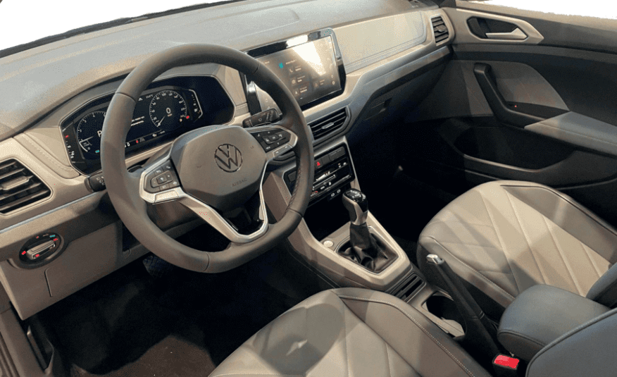 Volkswagen T-Cross 1.0 200 TSI Total Flex Comfortline Automático