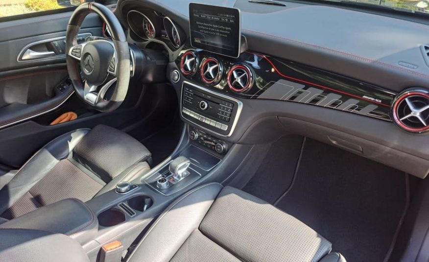 Mercedes-Benz CLA45 AMG 2.0 16v Turbocharged Gasolina 4p Automático