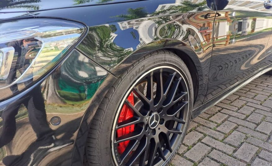 Mercedes-Benz CLA45 AMG 2.0 16v Turbocharged Gasolina 4p Automático