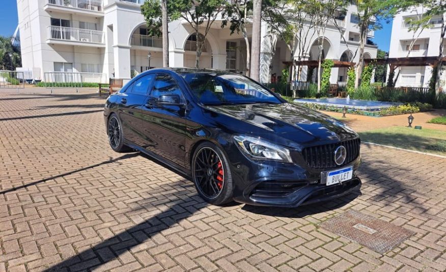 Mercedes-Benz CLA45 AMG 2.0 16v Turbocharged Gasolina 4p Automático