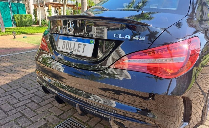 Mercedes-Benz CLA45 AMG 2.0 16v Turbocharged Gasolina 4p Automático