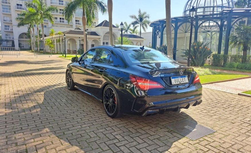 Mercedes-Benz CLA45 AMG 2.0 16v Turbocharged Gasolina 4p Automático