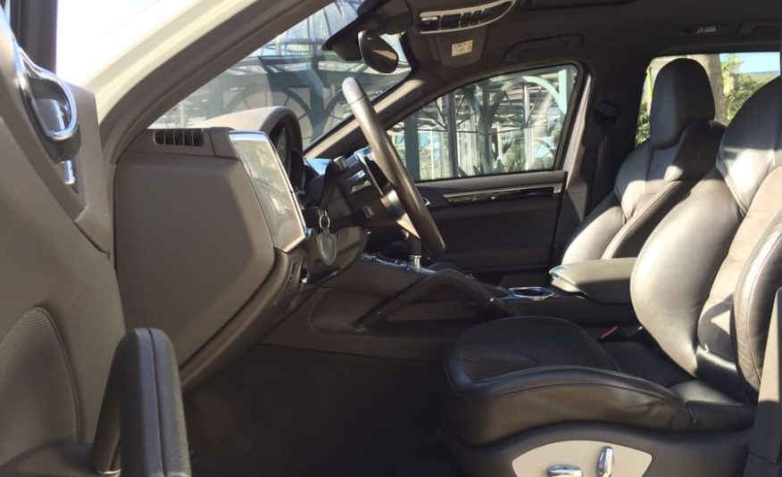 Porsche Cayenne 3.6 Platinum Edition V6 Gasolina 4p