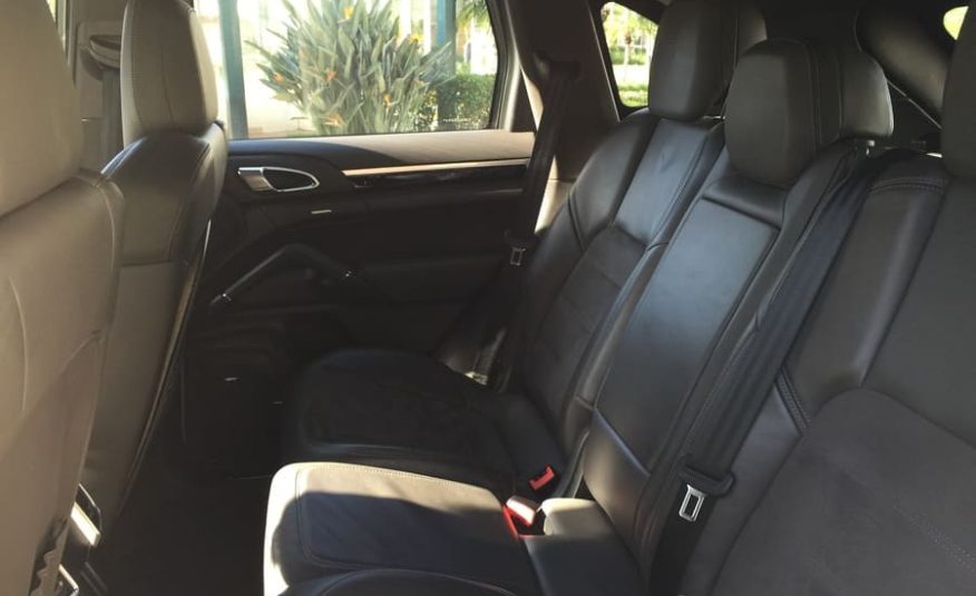 Porsche Cayenne 3.6 Platinum Edition V6 Gasolina 4p