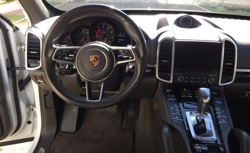 Porsche Cayenne 3.6 Platinum Edition V6 Gasolina 4p