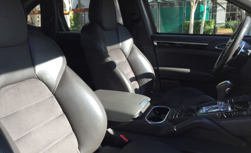 Porsche Cayenne 3.6 Platinum Edition V6 Gasolina 4p