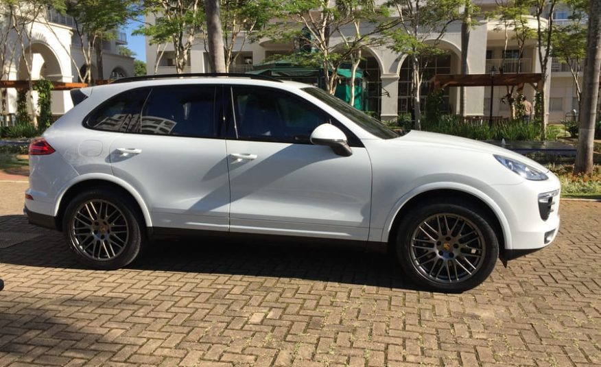 Porsche Cayenne 3.6 Platinum Edition V6 Gasolina 4p