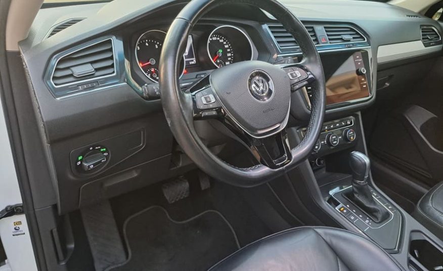 Volkswagen Tiguan 1.4 250 TSI Total Flex Allspace Tiptronic