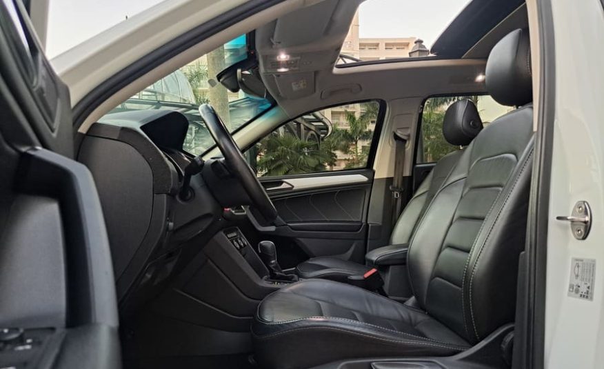 Volkswagen Tiguan 1.4 250 TSI Total Flex Allspace Tiptronic