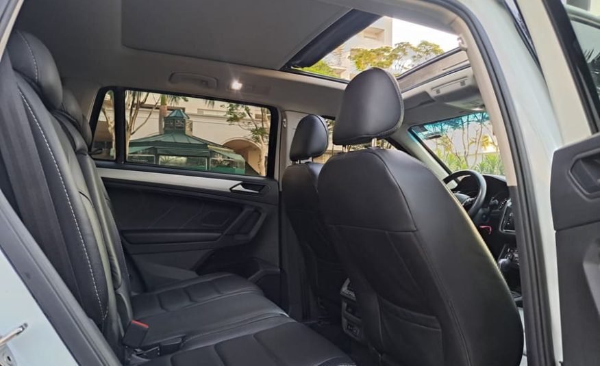 Volkswagen Tiguan 1.4 250 TSI Total Flex Allspace Tiptronic