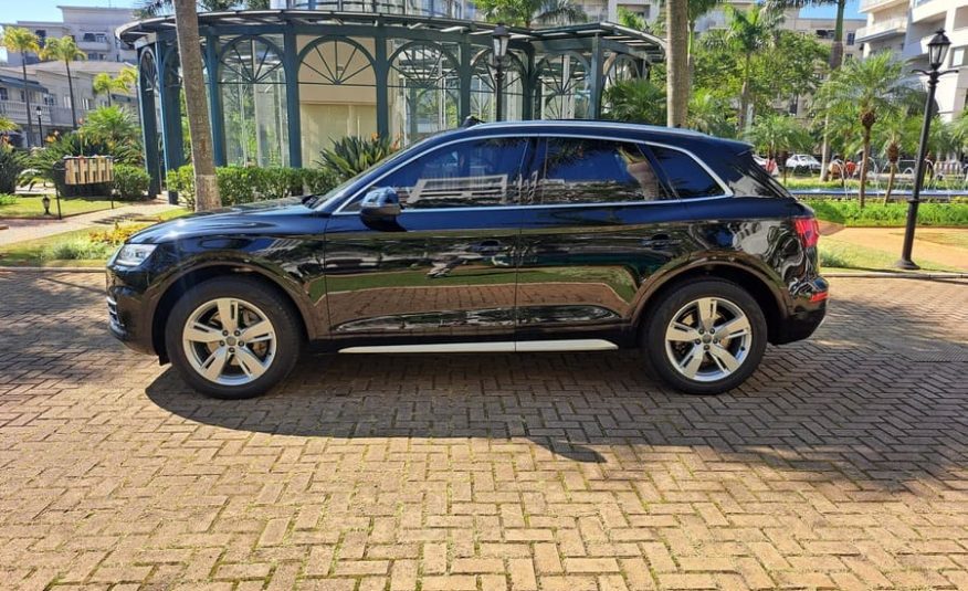 Audi Q5 2.0 TFSI Gasolina Ambiente S Tronic