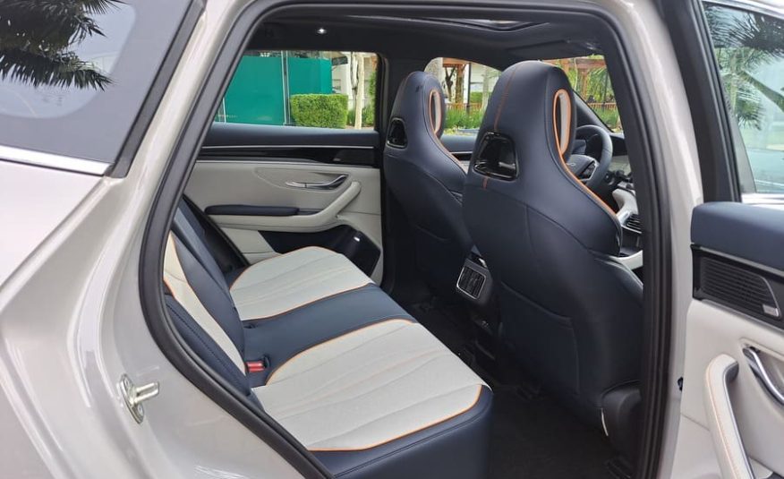 BYD Song Plus Premium 1.5 DM-I Turbo Híbrido Automático AWD Automático